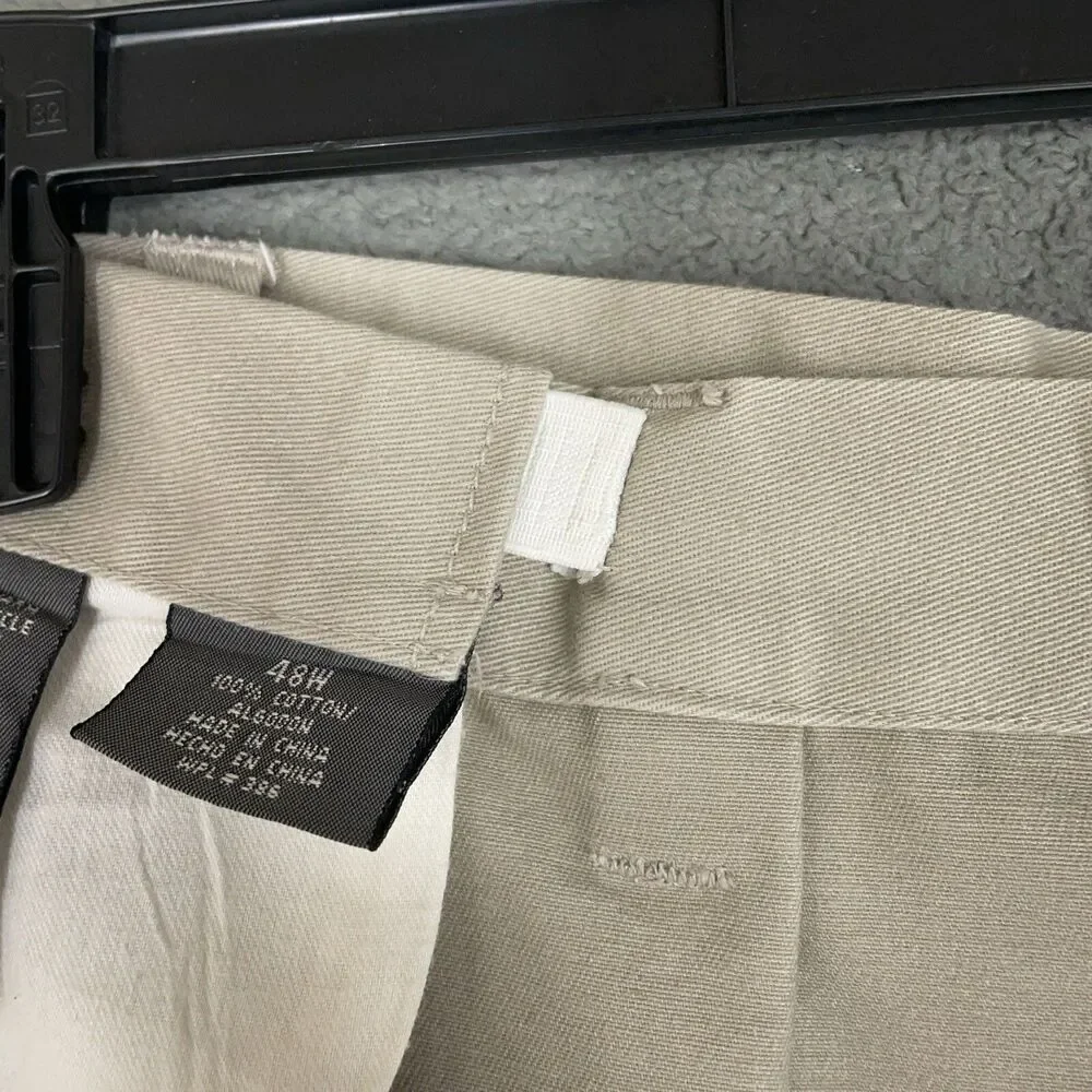St. John's Bay Shorts Men's Size 48 Pleated Comfort Fit Chino Beige